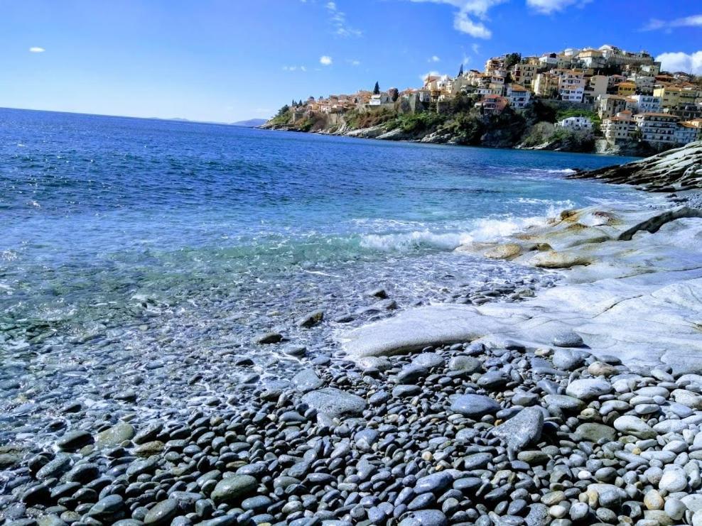 Globy Seaview Apartments Kavala Eksteriør billede