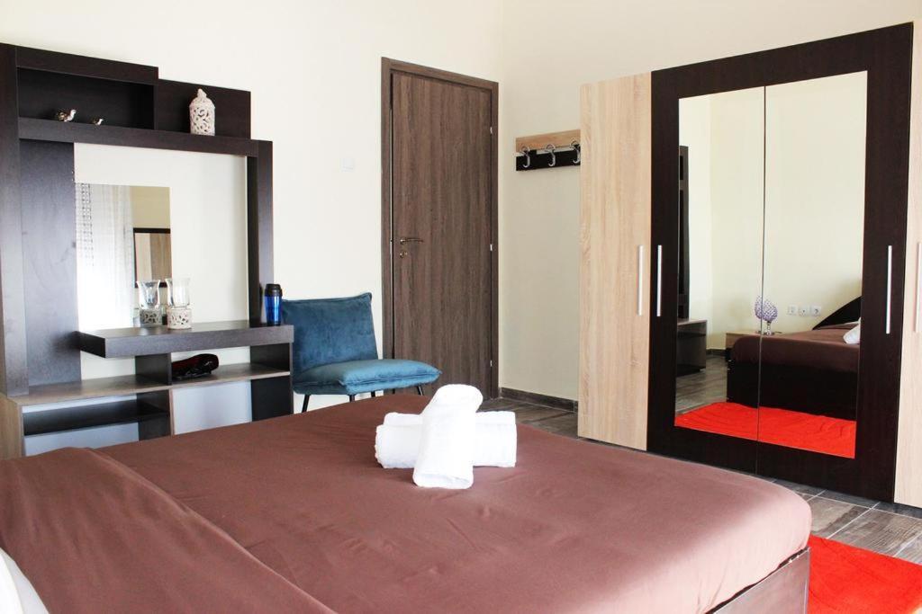 Globy Seaview Apartments Kavala Eksteriør billede