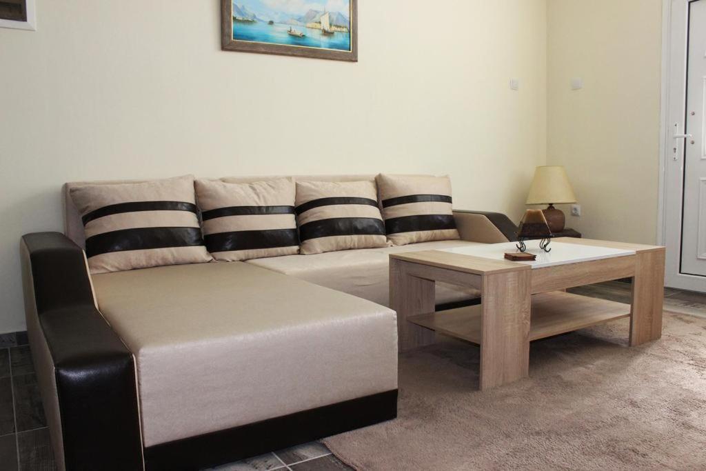 Globy Seaview Apartments Kavala Eksteriør billede